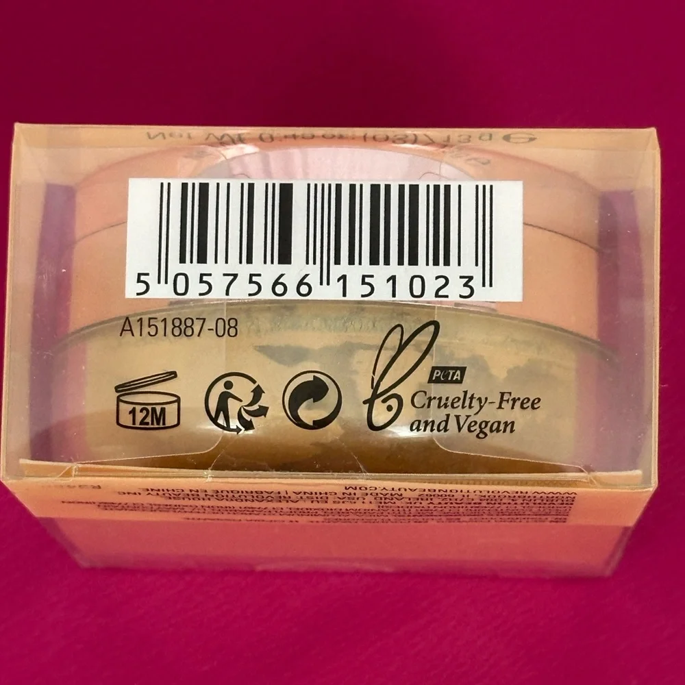 Revolution Conceal & Fix Loose Setting Powder Deep Honey Water resistant. NIB